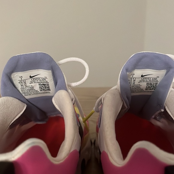 Wmns Air Max 270 React 'Multi-Color' - Picture 4 of 5